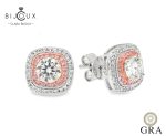 Сребърни обеци с мойсанити Clara Bijoux – 1.0ct GRA 💎 Сребърни обеци с мойсанити Clara Bijoux – розова и бяла позлатка, двоен хало дизайн, GRA сертификат
