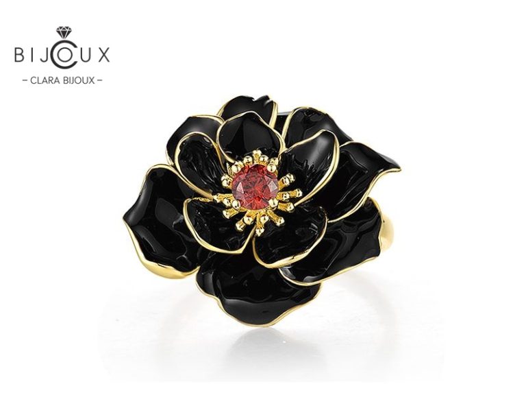 Пръстен „Черна роза“ със златна позлатка и гранат Clara Bijoux – изглед отпред