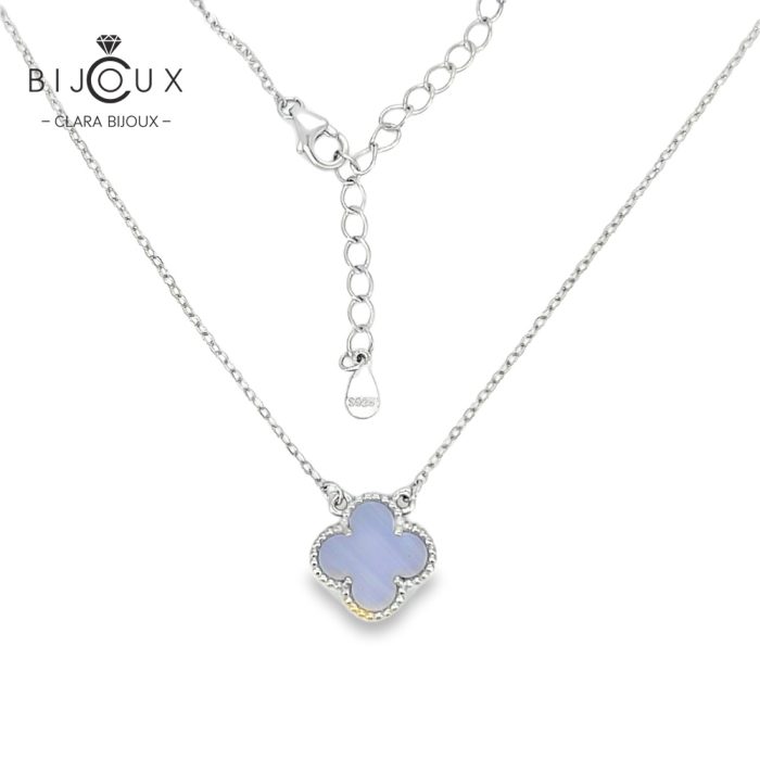 Родирано сребърно колие с естествен халцедон във форма на детелинка Clara Bijoux