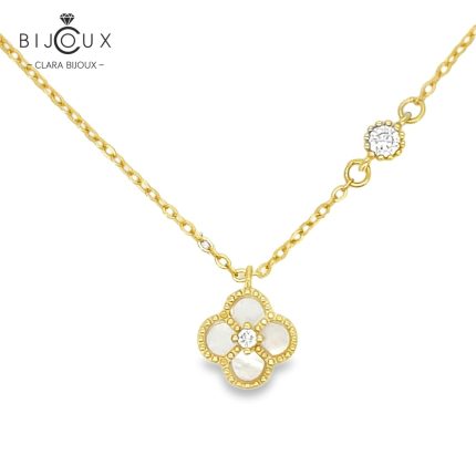 Елегантно позлатено сребърно колие с детелинка от бял седеф Clara Bijoux