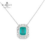Луксозно сребърно колие със зелен циркон Clara Bijoux – елегантен квадратен дизайн
