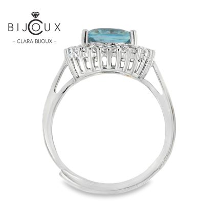 елегантен сребърен пръстен с естествен Sky Blue Topaz Clara Bijoux