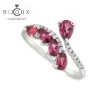 Сребърен пръстен 925 с родиево покритие и пиропи – бутиков модел