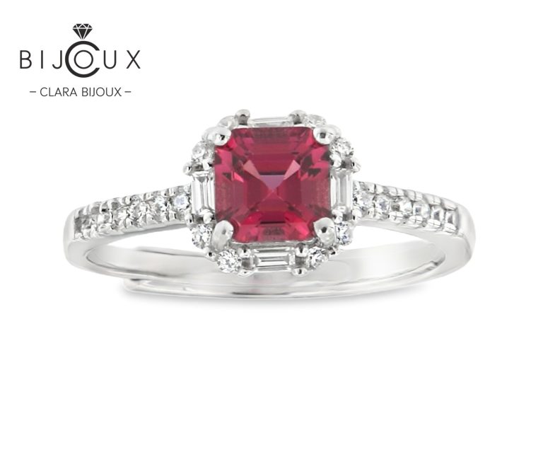 Бутиков сребърен пръстен с пироп и родиево покритие