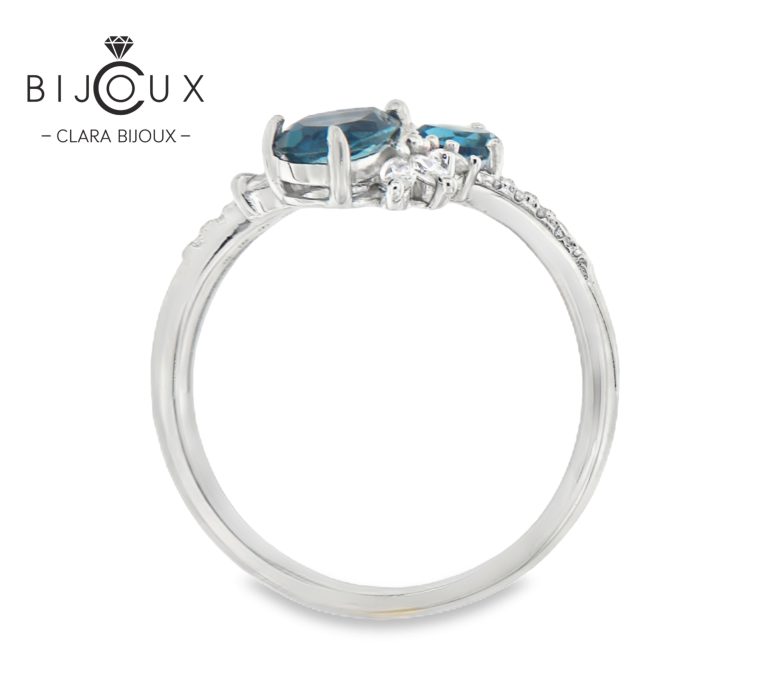Елегантен сребърен пръстен с естествени топази London Blue Clara Bijoux