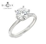 сребърен пръстен 925 с изчистен дизайн и мойсанит