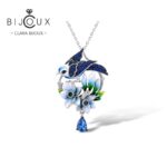 Дизайнерска сребърна висулка Sapphire Birdsong със синя птица, лабораторни сапфири, цветен емайл и капковиден син кристал – Clara Bijoux