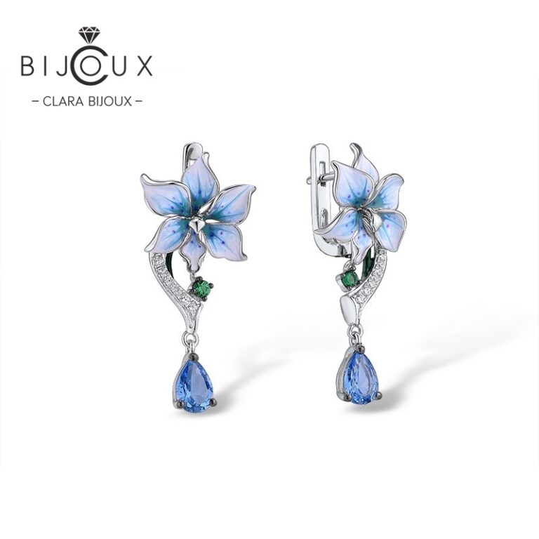 Бутикови сребърни обеци Azure Bloom със сини кристали, бял цирконий, цветен емайл и родиево покритие – Clara Bijoux